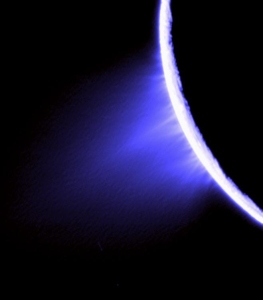 Fumarolas de agua en Encélado